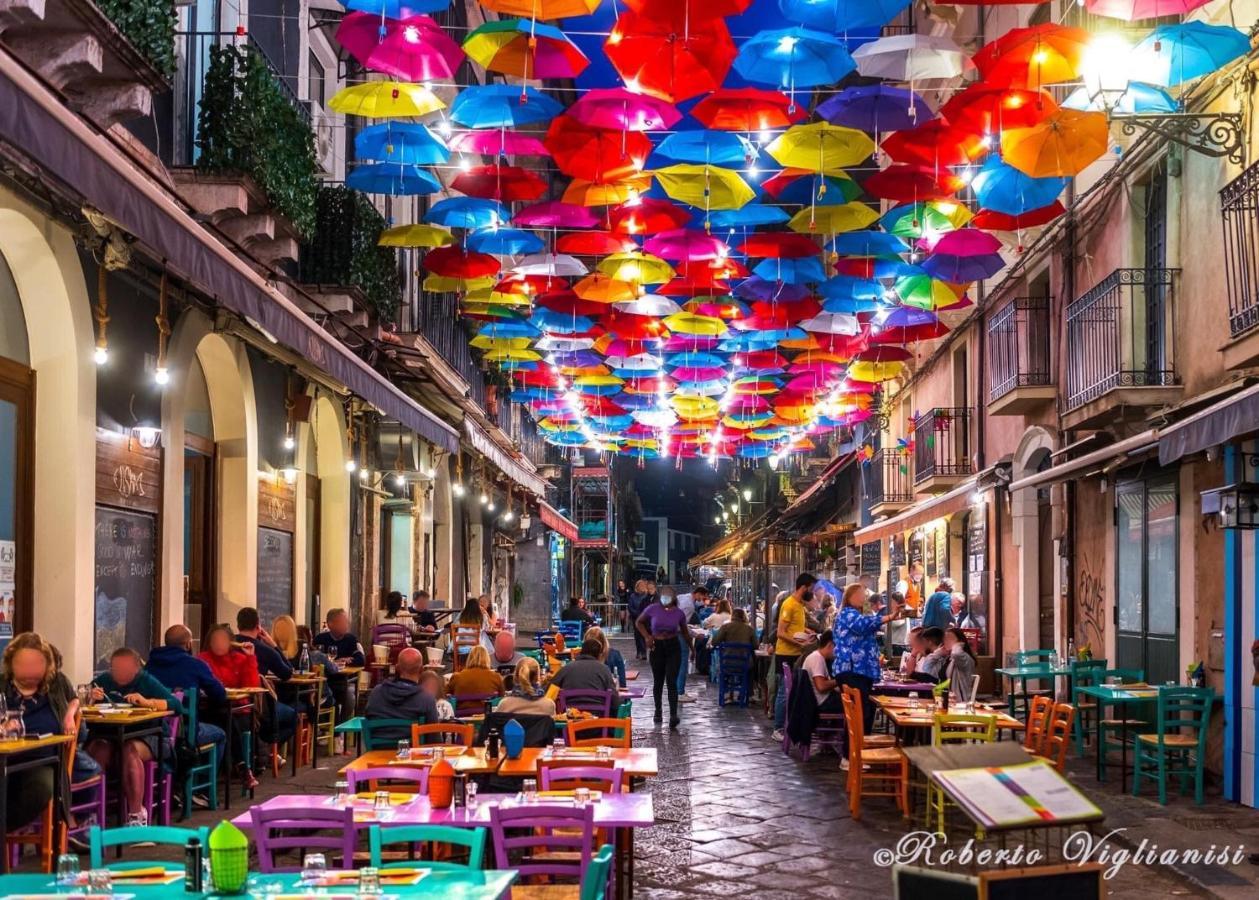 The Civita Apt Town Center Катания Экстерьер фото